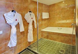 ARCOTEL Rubin Hamburg的一间浴室
