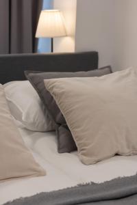 Posteľ alebo postele v izbe v ubytovaní Family Apartment near PGE Narodowy by Noclegi Renters