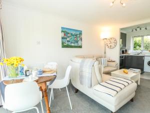 Kuchyň nebo kuchyňský kout v ubytování Gull Cottage