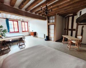 Posteľ alebo postele v izbe v ubytovaní Ancien hôtel particulier avec patio