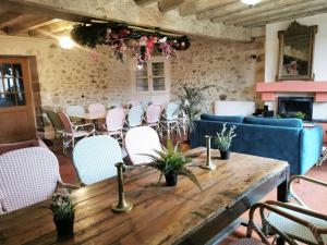 Posedenie v ubytovaní Ancien hôtel particulier avec patio