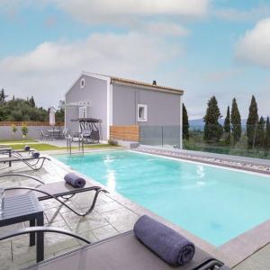 Bazén v ubytovaní Summer Moments Pool Villa alebo v jeho blízkosti + 14 fotografií