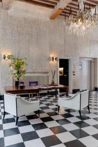 Photo de la galerie de l'établissement Small Luxury Hotel De Witte Lelie, à Anvers
