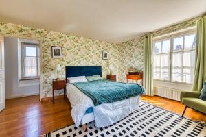 Posteľ alebo postele v izbe v ubytovaní Maison Prado - avec piscine privée et grand jardin