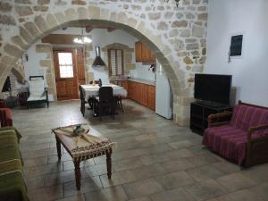 Η κουζίνα ή μικρή κουζίνα στο Irene's Guest House +26 φωτογραφίες