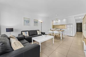 Kuchnia lub aneks kuchenny w obiekcie Casahost Bastian Boutique II Seaview