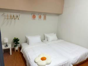 Postel nebo postele na pokoji v ubytování MONTANA Hotel & Hostel Phuket