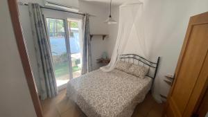 Postel nebo postele na pokoji v ubytování Casa Rural Los Pepe Sancti Petri
