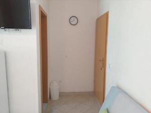 TV a/nebo společenská místnost v ubytování Studio apartmani Ante