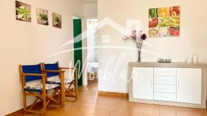 A kitchen or kitchenette at SA TORRETA 1