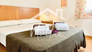 A bed or beds in a room at SA TORRETA 1