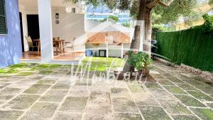 A garden outside SA TORRETA 1