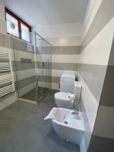 Ένα μπάνιο στο Casa Ahmati Borgo Vesio