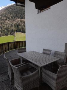 Nespecifikovaný výhled na hory nebo výhled na hory při pohledu z apartmánu