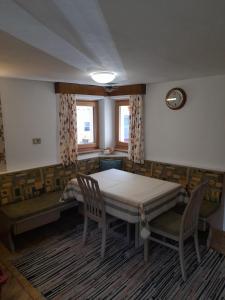 Posezení v ubytování Oberhöher Apt Talblick