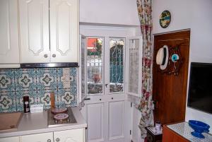 A bathroom at Yangos traditional home Még 37 kép