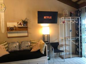 TV a/nebo společenská místnost v ubytování B&B casa Belvedere