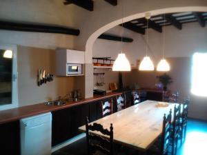 Una cocina o zona de cocina en Sa Cudia Cremada - Palacete en Mahón