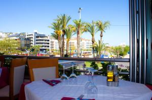Nápoje v ubytovaní Hotel Rio Mar