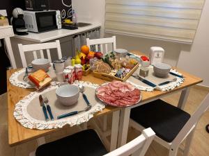 Toit of the bed and breakfast aladel või selle läheduses