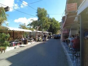 The surrounding neighborhood or a neighborhood close to the holiday home