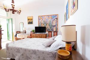 Postel nebo postele na pokoji v ubytování Apartments by the sea Opatija - Volosko, Opatija - 7912