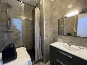 Fotografia z galérie ubytovania Appartement 3 pièces avec balcon et parking privé, à 500m de la plage, Saint-Hilaire-de-Riez - FR-1-224C-228 v destinácii Saint-Hilaire-de-Riez