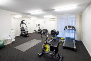Mantra Castle Hill Sydney, an Accor Hotel的健身中心和/或健身设施