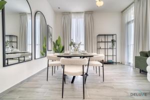 Fotografie z fotogalerie ubytování Tranquil 2BR with Assistant Room at Mesk 1 Midtown Dubai Production City by Deluxe Holiday Homes v Dubaji