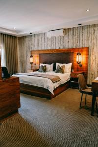 Katil atau katil-katil dalam bilik di Tredenham Boutique Hotel