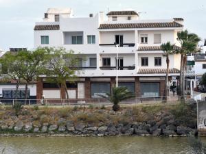 Fotografia z galérie ubytovania Apartamentos Doña Lola Zahara v destinácii Zahara de los Atunes