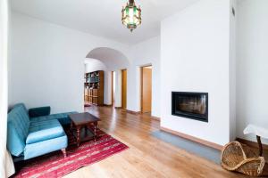 TV a/nebo společenská místnost v ubytování - Preciosa casa con Piscina - Cerca del centro