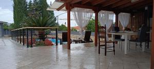 Patio nebo venkovní prostory v ubytování Local Paradise Xilokastro