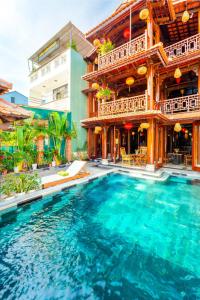 Bazén v ubytování Eco Wooden villa Hoi An nebo v jeho okolí