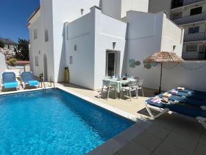 Bazén v ubytovaní Nerja Paradise Rentals - Villa Jade alebo v jeho blízkosti