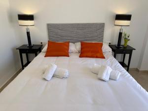 Posteľ alebo postele v izbe v ubytovaní Nerja Paradise Rentals - Villa Jade