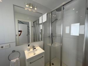 Kúpeľňa v ubytovaní Nerja Paradise Rentals - Villa Jade