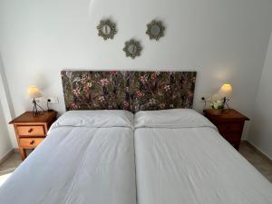 Posteľ alebo postele v izbe v ubytovaní Nerja Paradise Rentals - Villa Jade