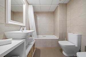 Kúpeľňa v ubytovaní Hauzify I Apartaments Roques Daurades
