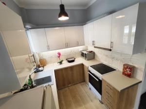 A kitchen or kitchenette at Marlen House Chania