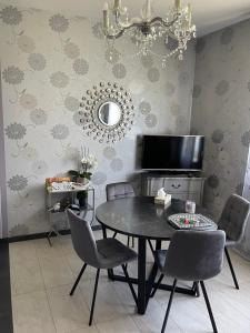 Fotografie z fotogalerie ubytování Apartment SAMANTA- self-checkin - near Jurmala, airport v destinaci Piņķi