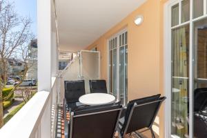 Ein Balkon oder eine Terrasse in der Unterkunft Dünenschloss Dünenschloss 2-09