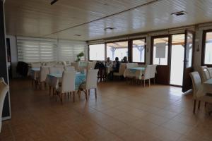 Гостиная зона в DEMİR OTEL RESTAURANT