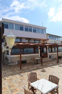 Ресторан / где поесть в DEMİR OTEL RESTAURANT