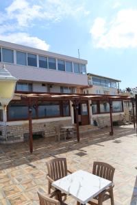 Ресторан / где поесть в DEMİR OTEL RESTAURANT