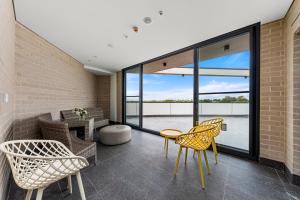 Ruang duduk di Elegant and modern Style Apartments for long term tenants in Dulwich hill