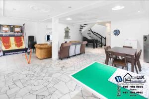 Gallery image of Cozy 6BR Gurney GeorgeTown Homestay in Tanjung Bungah