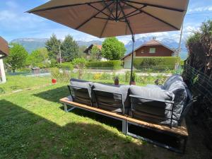 Zahrada ubytování Appartement au calme avec vue sur les montagnes.