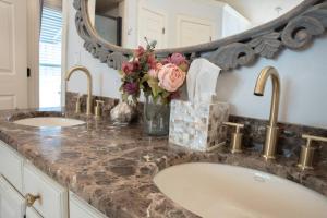 Fotografie z fotogalerie ubytování Casa Italia Retreat Sleeps 10 with Hot tub for 6. v destinaci Amarillo + 56 fotografií