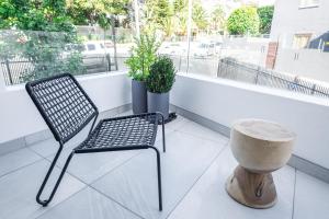 A balcony or terrace at Casa on Kei Apple by Totalstay